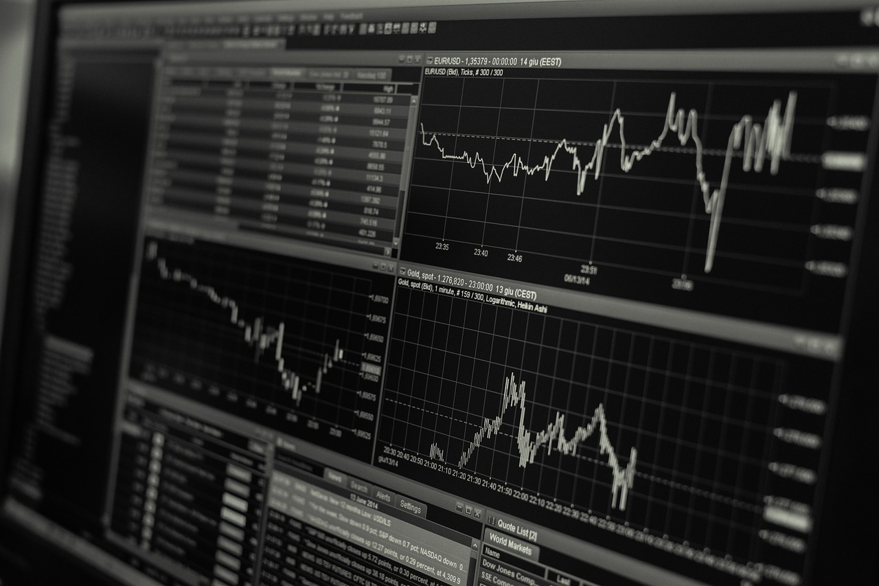 The Platforms Closing the Gap for Ordinary Traders (Image Credits: Pixabay)