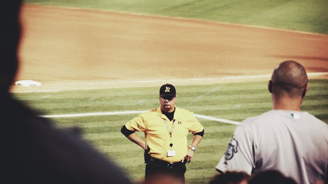 White Sox manager Will Venable ejected after two tough calls by umps in loss to Mariners