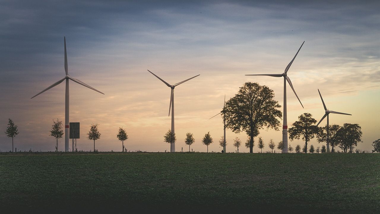 Fact brief - Does electromagnetic radiation from wind turbines pose a threat to human health?